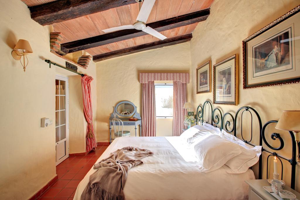 Cortijo La Hoya Guest House El Bujeo Exterior photo